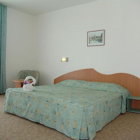 Mena Palace Hotel Sunny Beach Exterior foto
